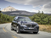 【BMW X7 まとめ】Xシリーズの最大値…価格やサイズ、試乗記 画像