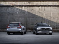 【ボルボ V90/V90クロスカントリー まとめ】確かな安全性能とスウェディッシュ・ラグジュアリー…価格や試乗記 画像