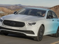 メルセデスベンツ Eクラス 改良新型、デジタルワールドプレミアへ 3月3日 画像