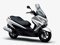 スズキ、軽二輪スクーター バーグマン200 のカラーリングを変更 画像