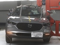 マツダ CX-30、最高の5つ星評価を獲得…米NHTSA 画像