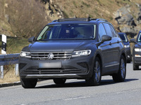 VW ティグアン が大幅改良へ…「R-Line」プロトタイプをスクープ! 画像