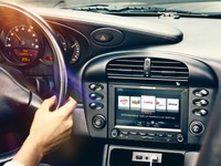 ポルシェの旧型車、Apple「CarPlay」が利用可能に…後付けコネクトを欧州発表 画像
