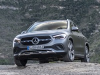 メルセデスベンツ GLA 新型、欧州市場で4月末に発売 画像