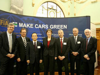 ブリヂストン、MAKE CAR GREEN キャンペーンを展開 画像