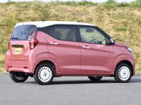 緊急事態が続く4月の国内新車販売、トップ10から消えた日産車［新聞ウォッチ］ 画像