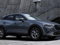 マツダ CX-3、1.5リットルガソリンモデルを追加…100周年特別記念車も設定 画像