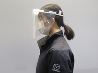マツダ、フェイスシールドフレームを医療現場に供給…専用金型で1日900個を生産 画像