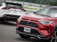 【トヨタ RAV4 PHV】日本発売まもなく…EV走行距離95km、最上位モデルとして登場 画像