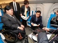 公共交通機関のバリアフリー基準とガイドラインの見直しを検討　国交省 画像