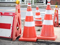 交通誘導を安全に無人化、ALSOKがシステムを開発 画像