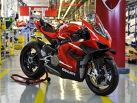 ドゥカティ、スーパーレッジェーラ V4 を生産開始…世界限定500台のスーパーバイク 画像