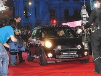 英ランジェリーブランドデザインのMINI、4万5000ユーロで落札 画像