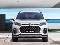 スズキの新型SUV『アクロス』、トヨタ RAV4 PHV ベースのOEM…欧州発表 画像