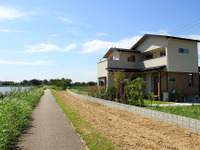 農園＆駐車場3台つき分譲住宅、駅から徒歩23分で3000万円…買う人たちのリアル 画像