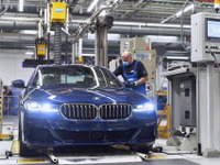 BMW 5シリーズ 改良新型を生産開始　7月中に欧州発売 画像