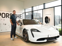 ポルシェジャパン社長「Porsche NOWは絶えず変化し進化する新しいコンセプトの店舗だ」 画像