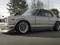 【MotorTrend】なぜアメリカで人気なのか?72年式日産スカイラインGT-Xが再登場!...JDM Legends 画像