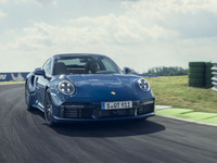 ポルシェ 911ターボ/911ターボカブリオレ 新型、予約受注開始 2443万円より 画像