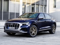 アウディ SQ8 にガソリン車、0-100km/h加速4.1秒…欧州発表 画像