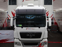 【トヨタF1】バットマンと合体 画像