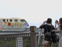 Go To トラベル 開始直前のエンスト、世論調査で大多数『反対』［新聞ウォッチ］ 画像