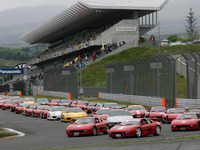 ギネス世界記録　フェラーリ490台のパレード 画像