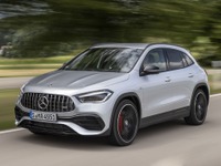 メルセデスベンツ GLA 新型に頂点、421馬力の「AMG 45」…欧州発売 画像