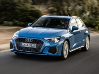 アウディ A3スポーツバック 新型、今夏に納車を欧州で開始…2万6800ユーロから 画像