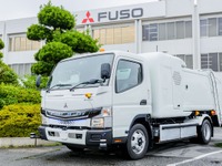 ヒトを追従して自動運転する清掃車…三菱ふそう eキャンター センサーコレクト 画像