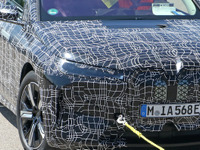 BMWの次世代クロスオーバーEV、その全貌が見えてきた…航続640km、車名は「iX5」か 画像