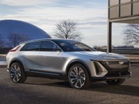 キャデラック初のEV、『リリック』発表…新世代の電動クロスオーバー車に 画像