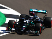 【F1 70周年記念GP】ハミルトン、ボッタスのメルセデスがフリー走行でワンツー…リカルド3番手、フェルスタッペン4番手 画像