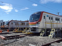 東京メトロに新型車「17000系」登場、お披露目---営団7000系を置き換え 画像