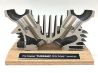 カワサキ「Z2」と「Z1」のシリンダーヘッド・カットモデルを限定販売 画像