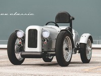 クラシックスタイルの原付EVミニカー登場、先行予約開始 画像