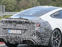 BMWがミッドシップ・スーパーカーを開発中!? 謎の 8シリーズ の正体とは 画像