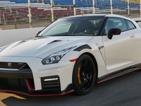 日産 GT-R NISMO に2021年モデル、600馬力ツインターボ搭載…米国発売 画像