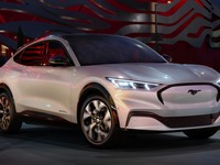 フォード マスタング のEV『マッハE』、走行サウンド開発…SF映画から着想［動画］ 画像