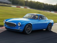 ボルボの名車『P1800』、最新技術で再現…420馬力ターボ搭載でドリフトできるFRスポーツに 画像