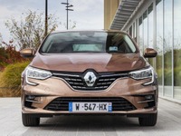ルノー メガーヌ 改良新型、表情変化…欧州発売 画像