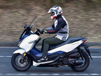 【ホンダ フォルツァ 試乗】脱ビグスク宣言！大人になったアナタへ…青木タカオ 画像
