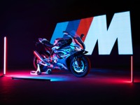 BMW二輪に初の「M」、『M 1000 RR』…サーキット仕様 画像