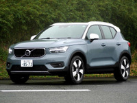 【ボルボ XC40 B4 新型試乗】CセグSUV市場のトップランナーにのし上がった…中村孝仁 画像