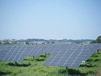 三井物産、スペインの太陽光発電事業会社を買収 画像