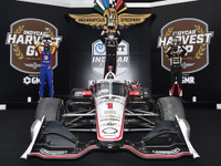 【INDYCAR 第12戦】ニューガーデン今季3勝目、逆転連覇へ望みつなぐ…琢磨は厳しい流れで18位 画像