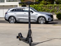 メルセデスベンツの電動キックボード、「ラストマイル」をゼロエミッションで…欧州発表 画像