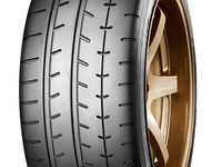 ストリートスポーツタイヤ「ADVAN A052」、19インチの4サイズを追加 画像