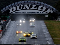 【スーパー耐久 第2戦】雨模様となったGr.1決勝は16号車ポルシェが優勝 画像