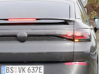 車名は「ID.5」?VW ID.4 にクーペ版も登場…300馬力超のホットモデルも 画像